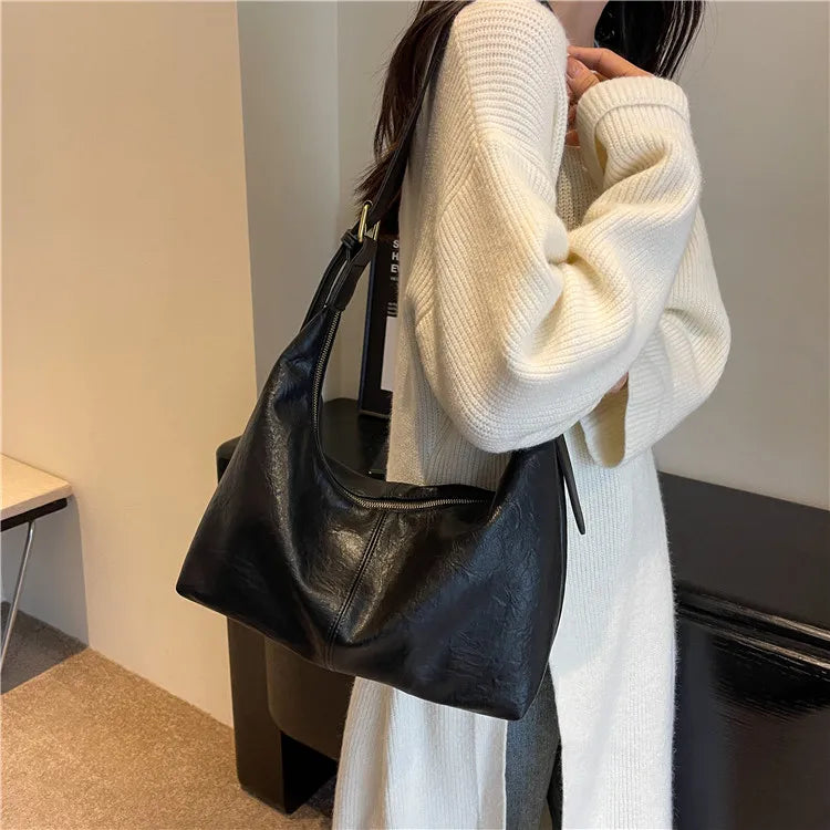 Classic Shoulder Tote