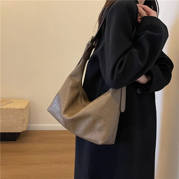 Classic Shoulder Tote